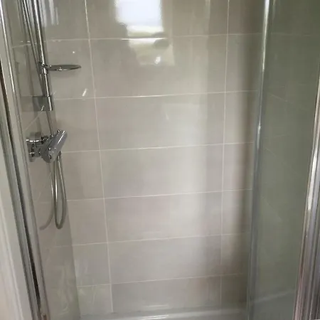 Robins Nest F94e2ta Couette-café