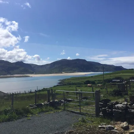 Robins Nest F94e2ta Bed and Breakfast 3*