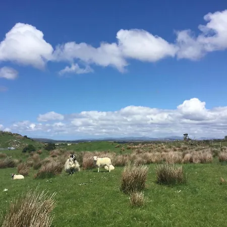 Robins Nest F94e2ta Bed and Breakfast Ardara