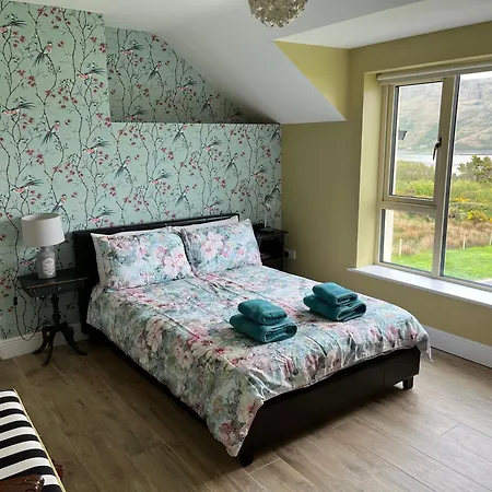 Robins Nest Bed & Breakfast