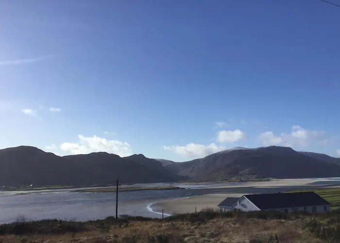 Robins Nest F94e2ta 3*